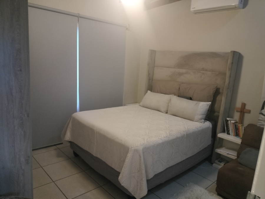 To Let 3 Bedroom Property for Rent in Waterkloof East North West
